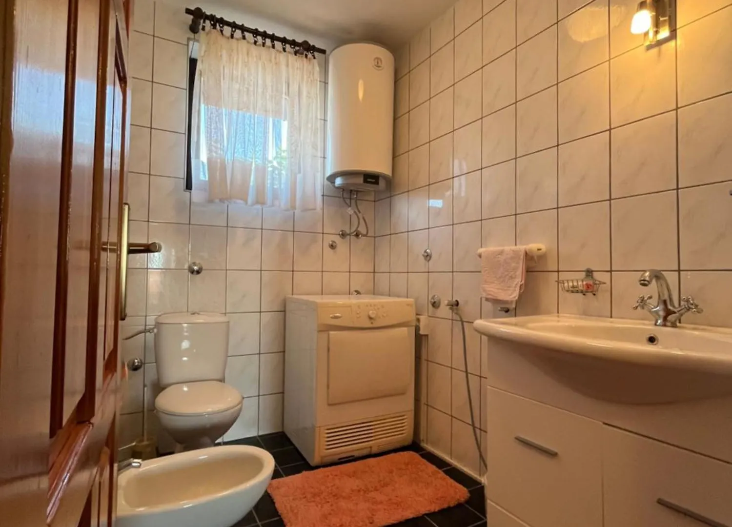 Apartman Sarah Biograd Na Moru